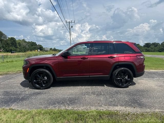 2024 Jeep Grand Cherokee Altitude