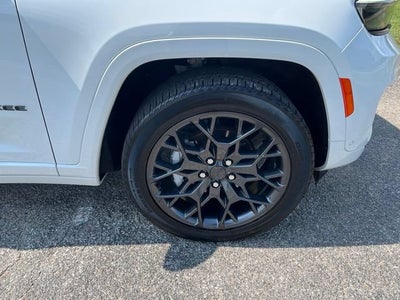 2025 Jeep Grand Cherokee Summit