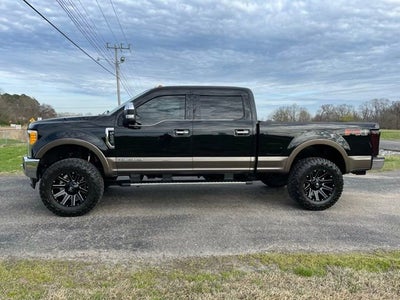 2017 Ford Super Duty F-250 SRW Lariat