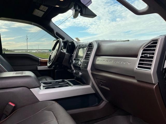 2017 Ford Super Duty F-250 SRW Lariat