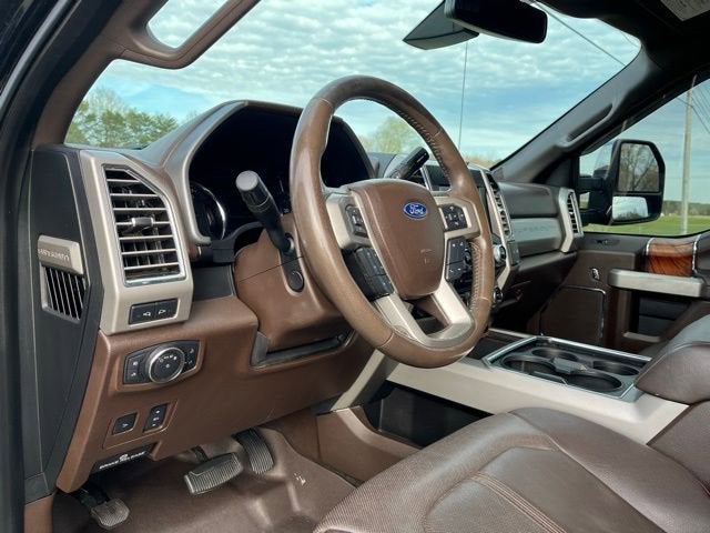 2017 Ford Super Duty F-250 SRW Lariat