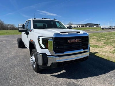 2026 GMC Sierra 3500 HD Chassis Cab Pro