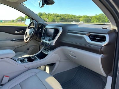 2020 GMC Acadia SLT