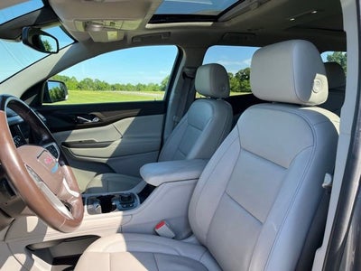 2020 GMC Acadia SLT