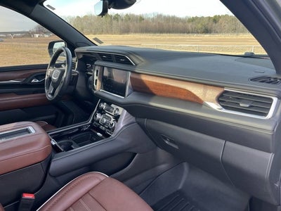 2023 GMC Yukon XL Denali Ultimate