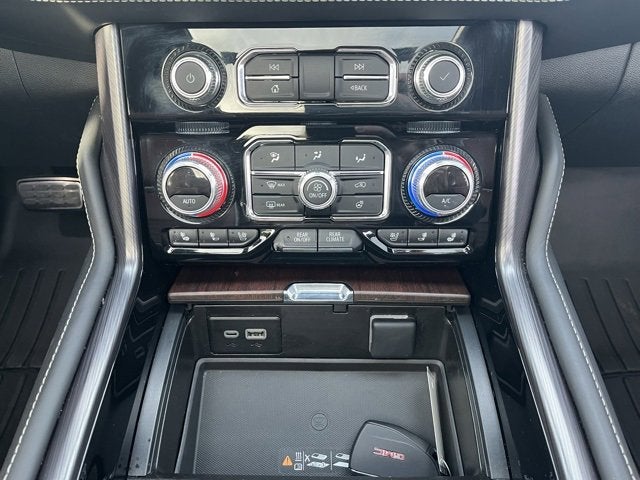 2023 GMC Yukon XL Denali Ultimate