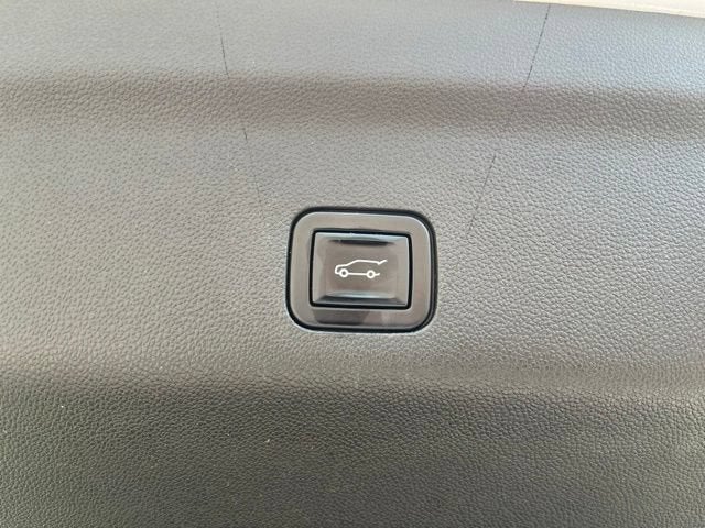 2021 Cadillac Escalade Sport - Photo 15