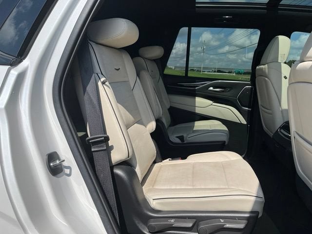 2021 Cadillac Escalade Sport - Photo 23