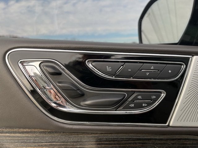 2021 Lincoln Navigator Black Label