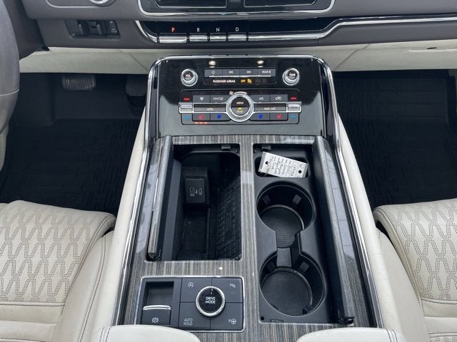 2021 Lincoln Navigator Black Label