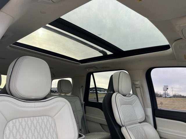 2021 Lincoln Navigator Black Label