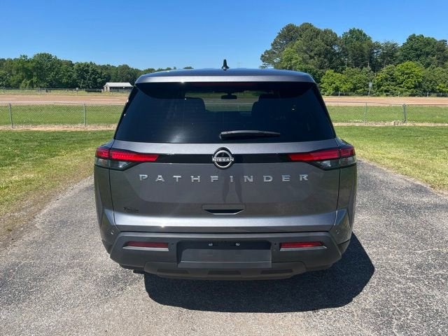 2024 Nissan Pathfinder S