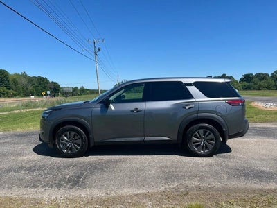 2024 Nissan Pathfinder S