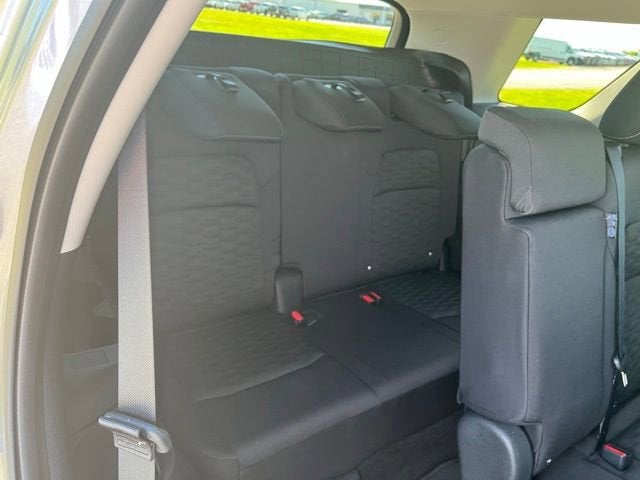 2024 Nissan Pathfinder S