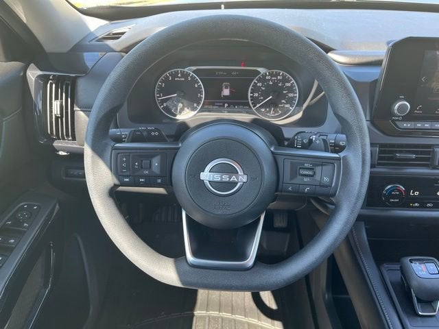 2024 Nissan Pathfinder S
