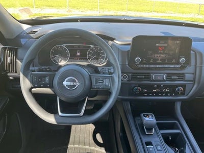 2024 Nissan Pathfinder S