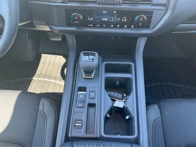 2024 Nissan Pathfinder S
