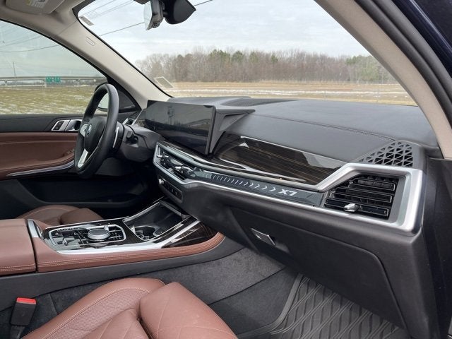 2024 BMW X7 xDrive40i