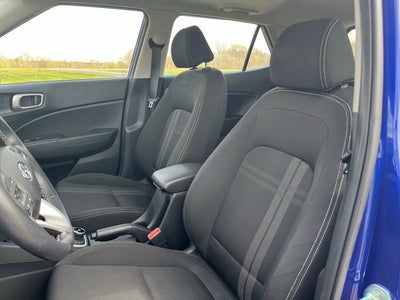 2022 Hyundai Venue SEL
