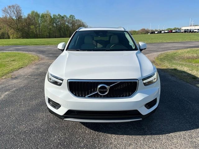 2020 Volvo XC40 Momentum