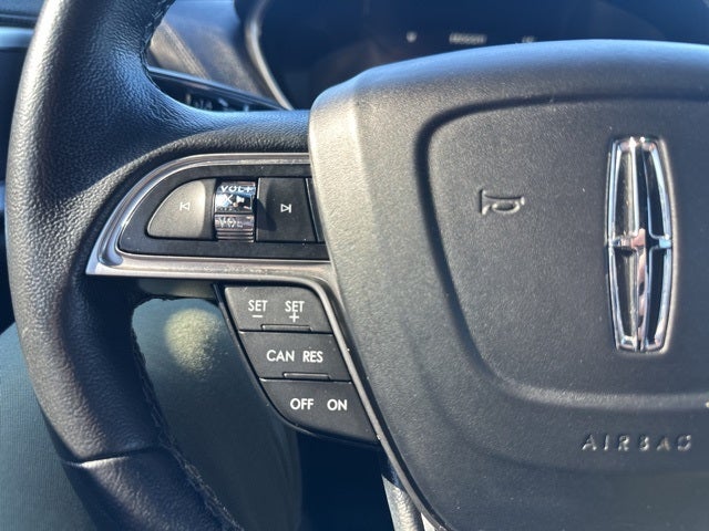 2020 Lincoln Nautilus Standard