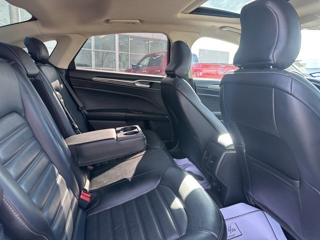 2017 Ford Fusion Hybrid SE