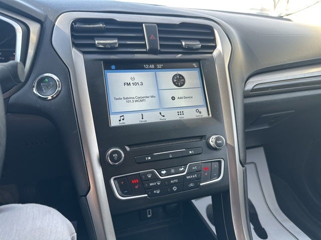 2017 Ford Fusion Hybrid SE