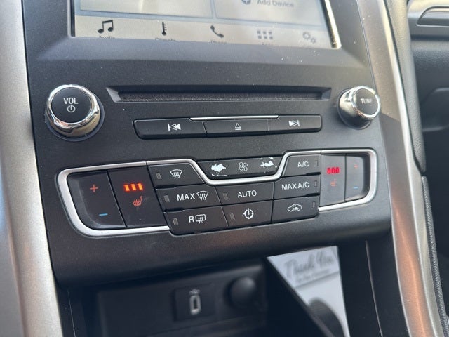 2017 Ford Fusion Hybrid SE