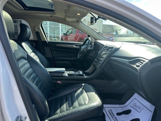 2017 Ford Fusion Hybrid SE