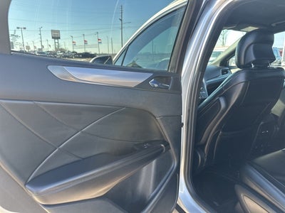 2019 Lincoln MKC Standard